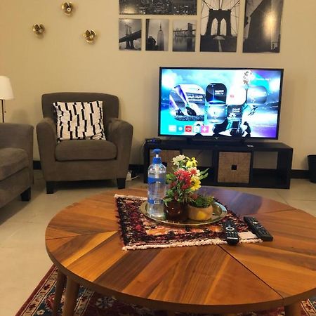 Appartamento شقة مارينا البيلسان - عائلات فقط King Abdullah Economic City Esterno foto